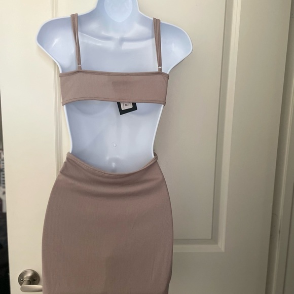 NWT cut out spaghetti strap dress - Picture 3 of 5